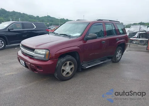 2004 Chevrolet Trailblazer Ls z USA, uszkodzony, nr VIN 1GNDS13S742390823
